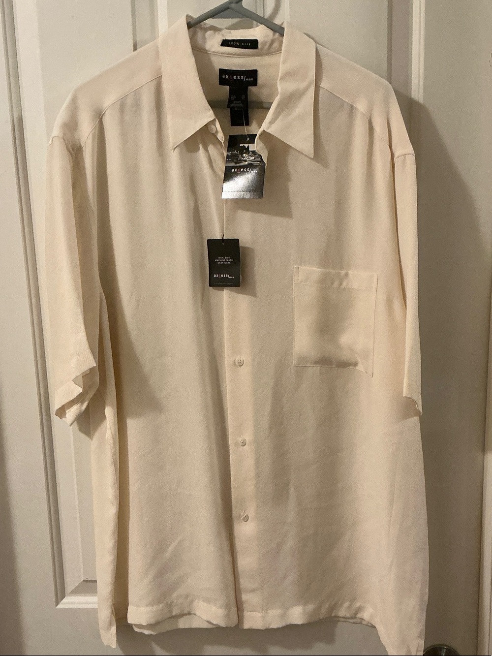 Axcess by Claiborne Mens 100% Silk Button Up Shirt Cream Color Size XL NWTs